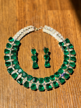 Modern Green stone necklace set