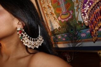 Alia bhatt maatils ear chain